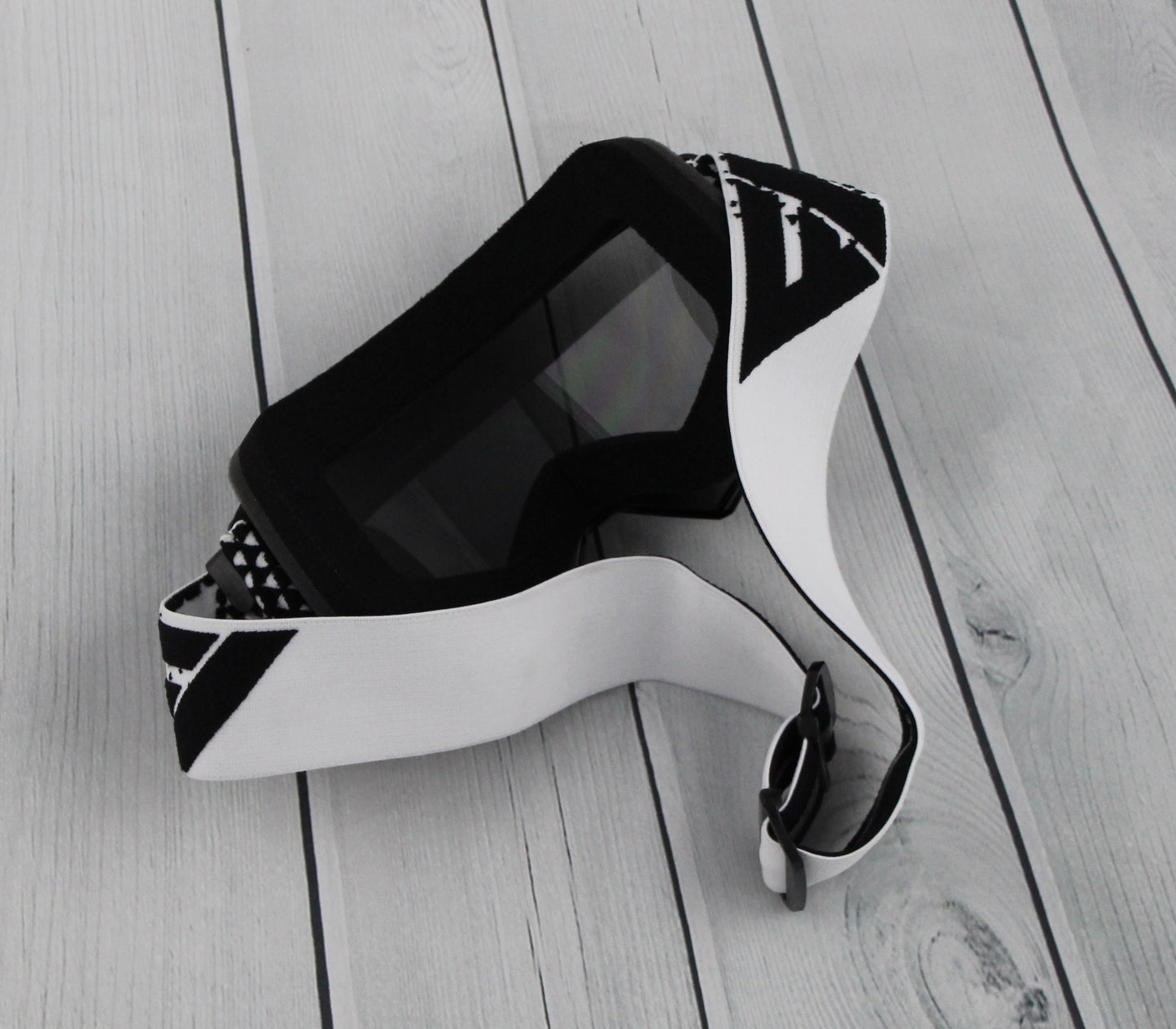 Flow Vision Youth Section™ Motocross Goggle: Black/White