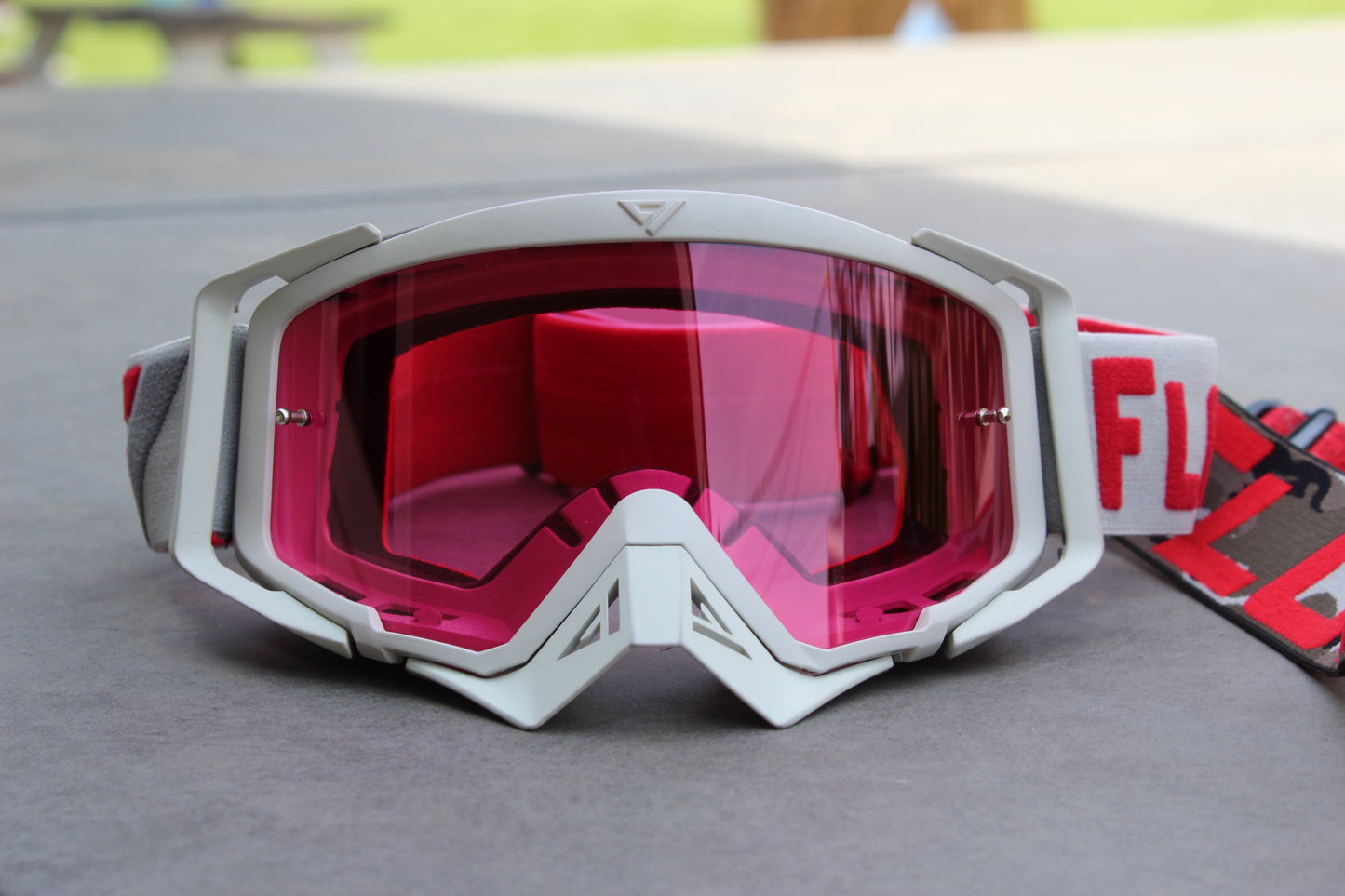 Flow Vision Rythem™ Motocross Goggle: The Bullet