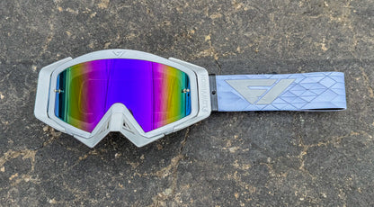 Flow Vision Rythem™ Motocross Goggle: Diamond