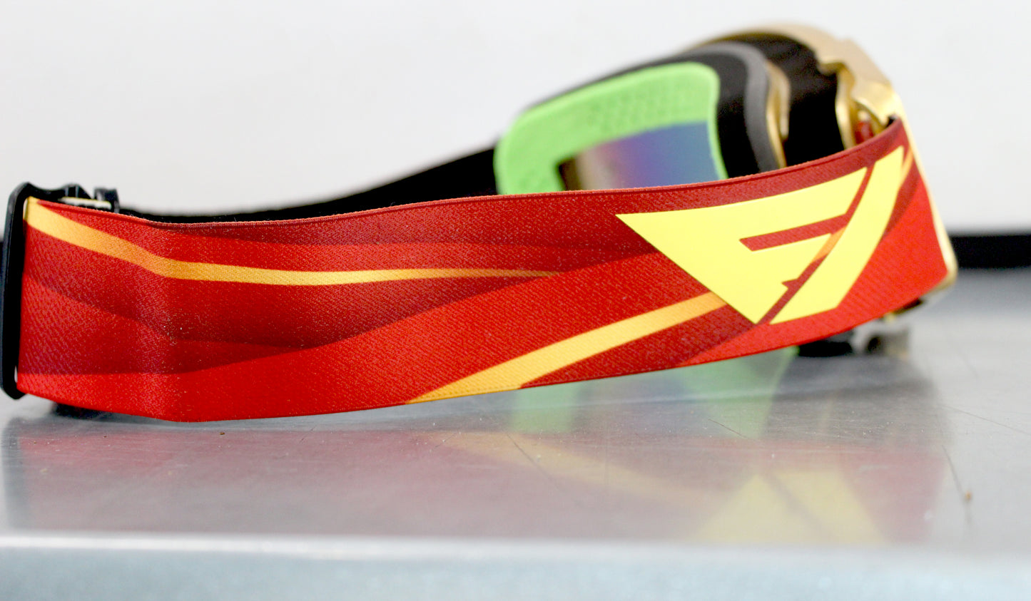 Flow Vision Rythem™ Motocross Goggle: Ironman