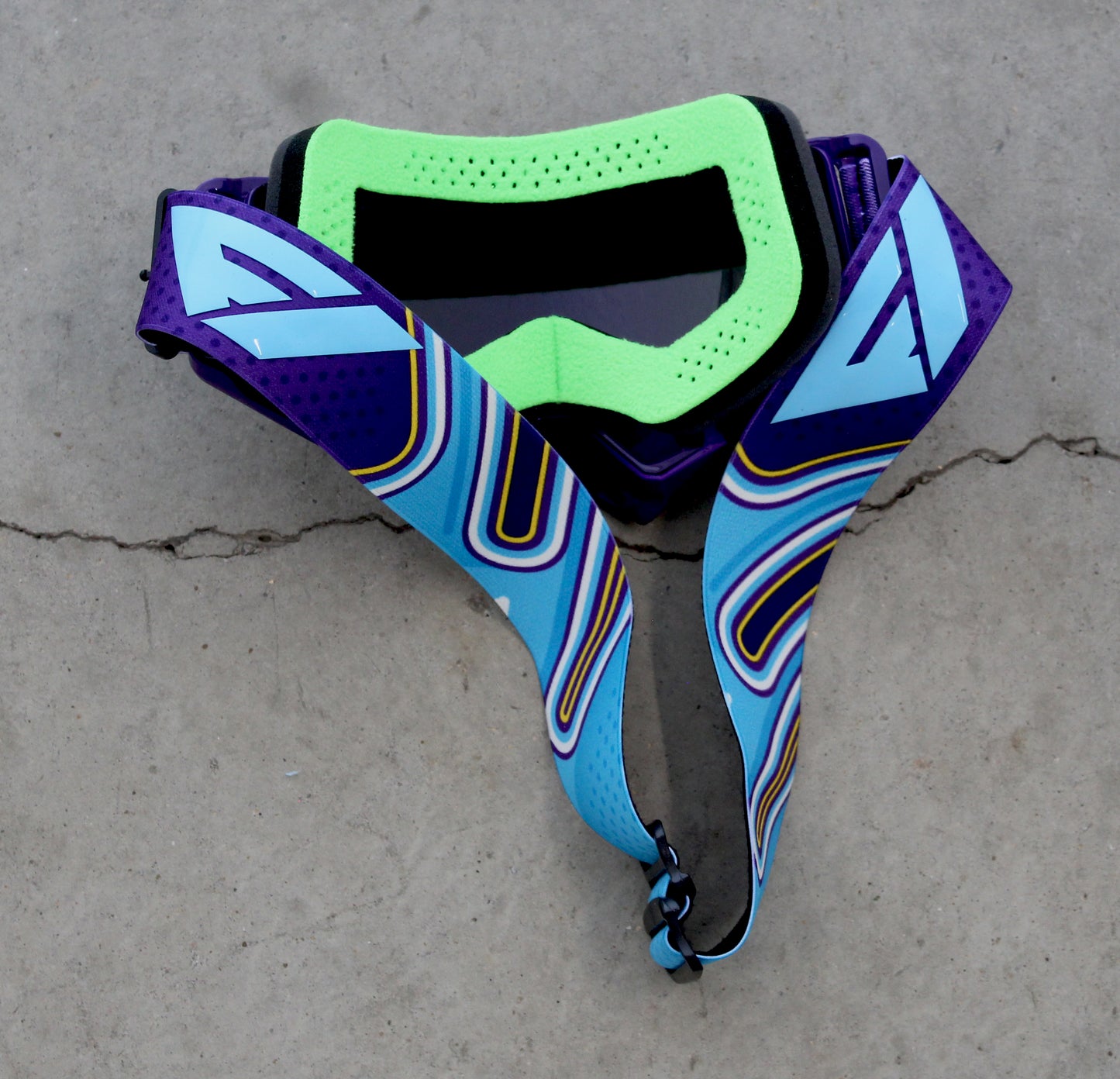 Flow Vision Rythem™ Motocross Goggle: Pipeline