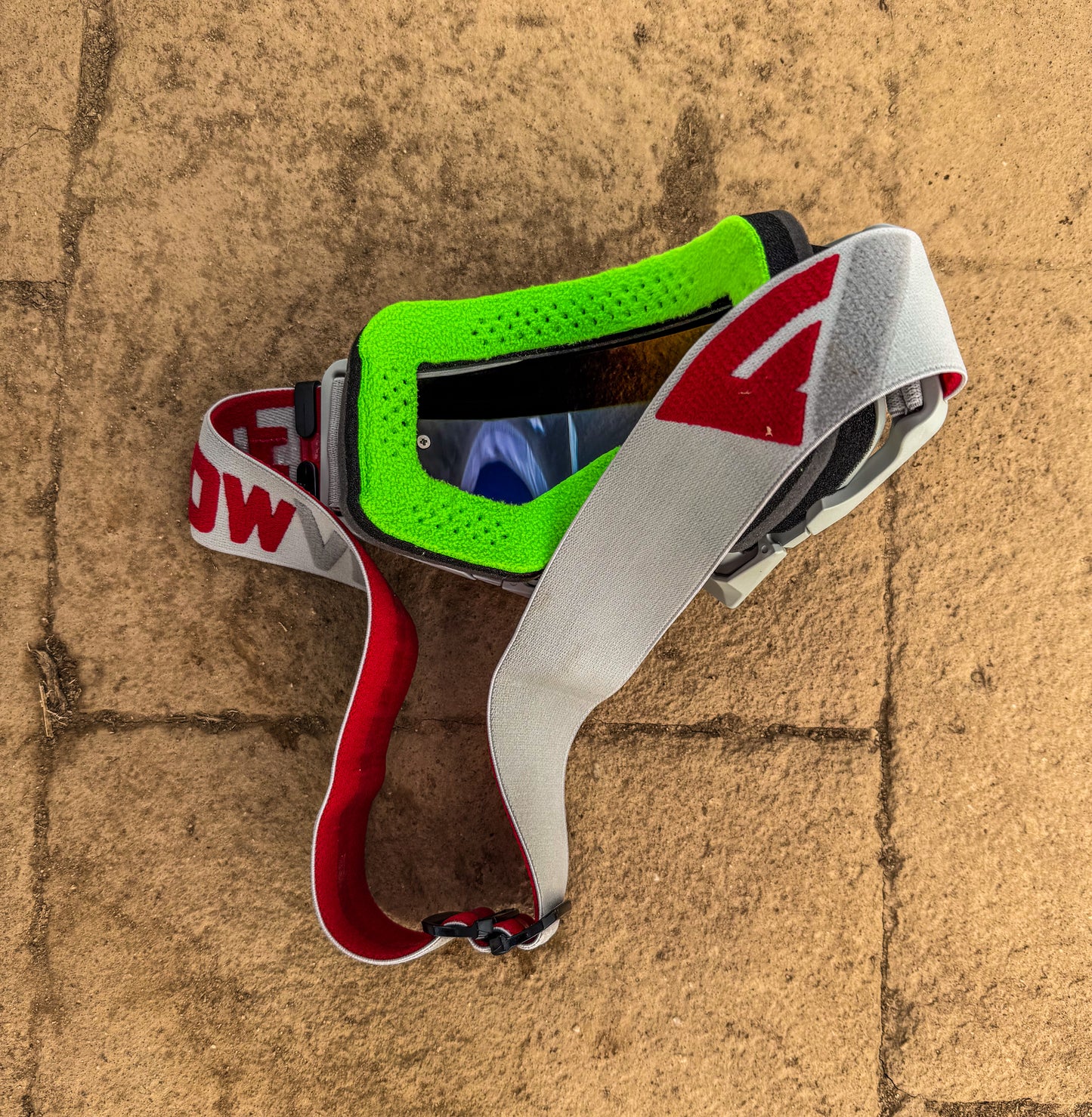 Flow Vision Rythem™ Motocross Goggle: The Bullet