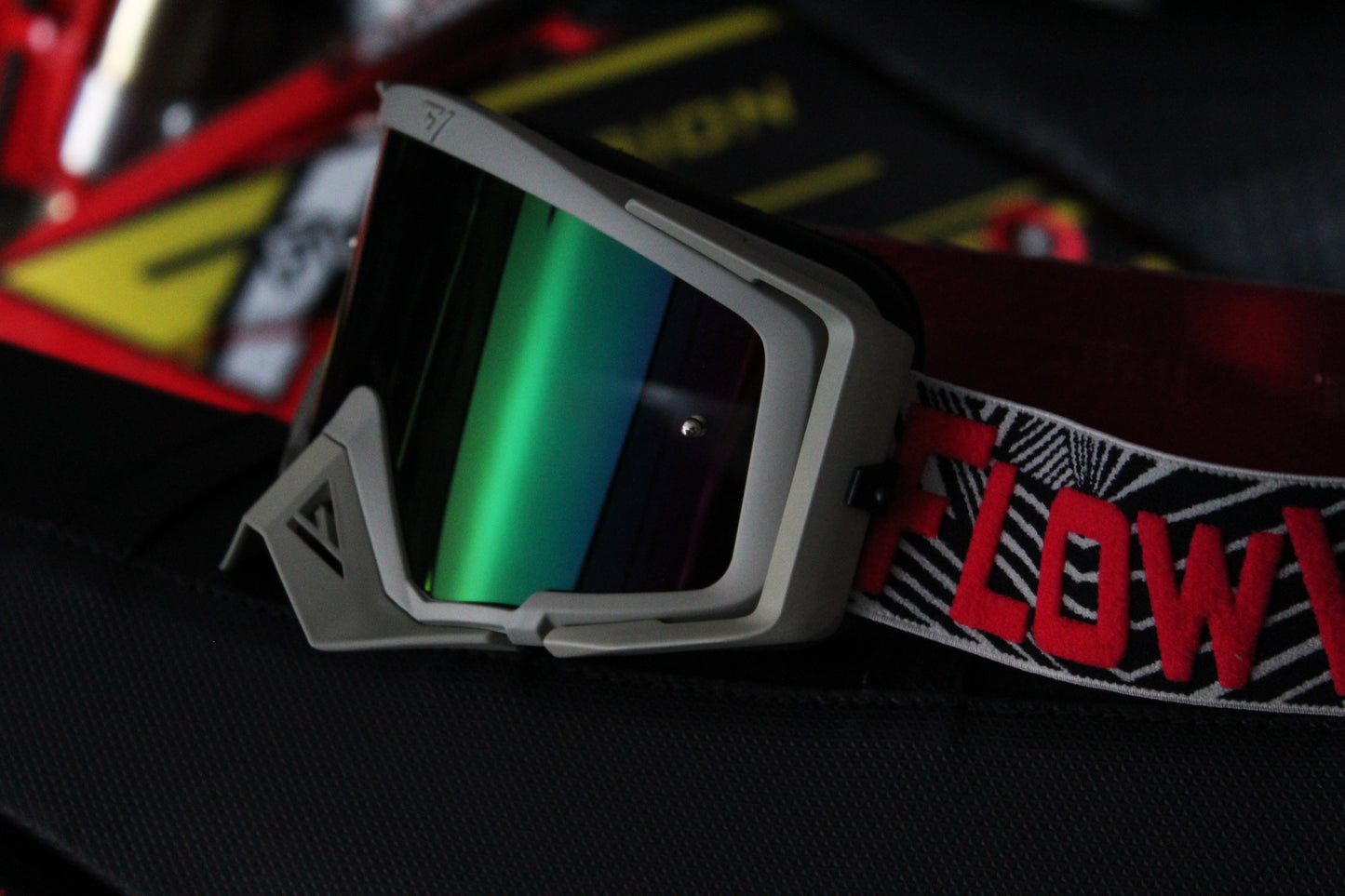 Flow Vision Rythem™ Motocross Goggle: Haze