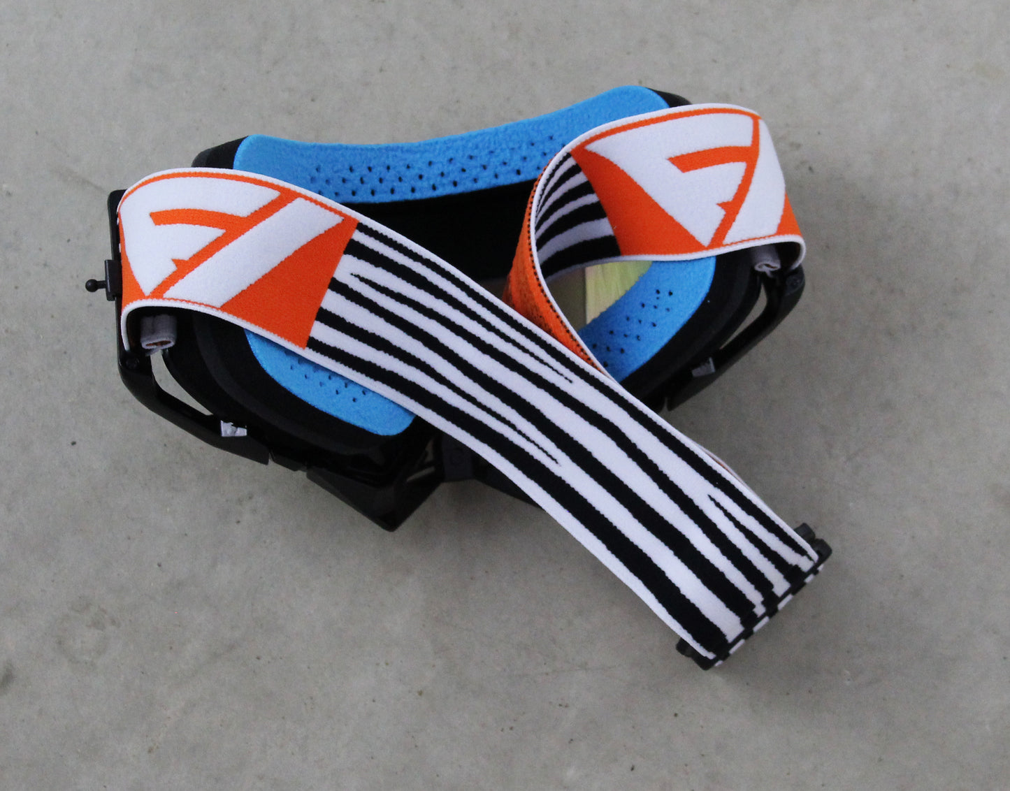 Flow Vision Rythem™ Motocross Goggle: Zebra